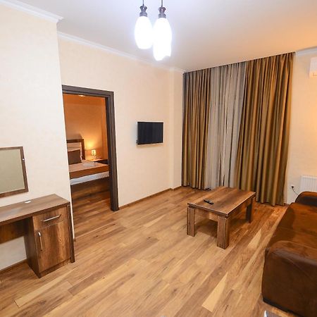 باتومي Hotel Absolut المظهر الخارجي الصورة